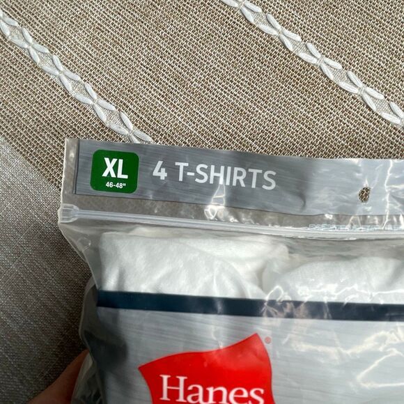 Hanes XL white cotton tee shirts pack NEW  missing one shirt - Picture 3 of 6